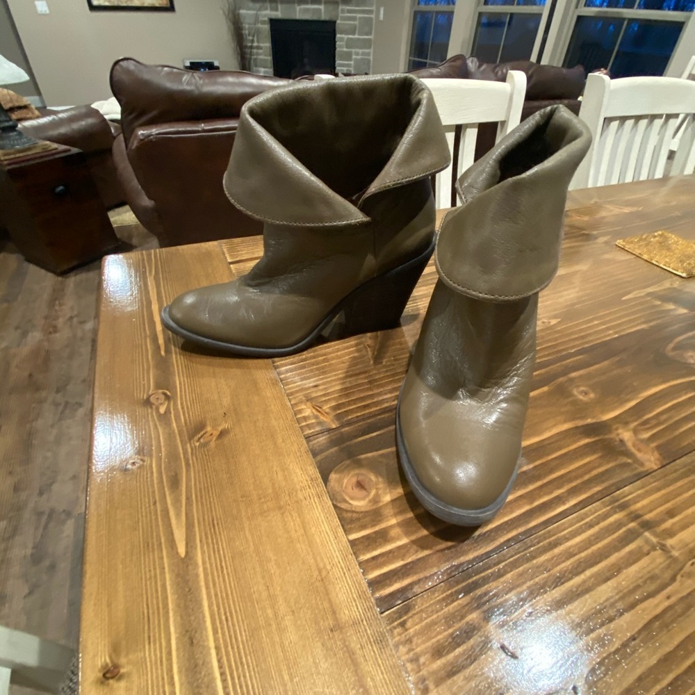Lucky Ethan bootie dark taupe fold over